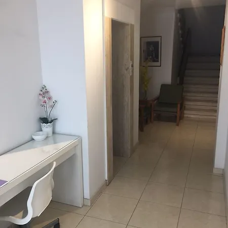 Nautilus Tourist Hotel apartamentowy 4*