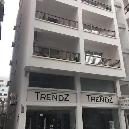 Nautilus Tourist Hotel apartamentowy Larnaca