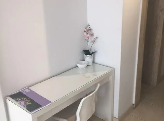 Nautilus Tourist Lägenhetshotell 3*